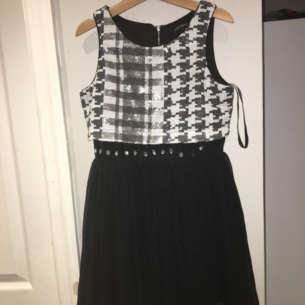 MyMichelle Girls 7 black, gray, white party dress